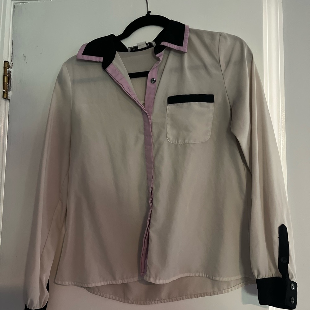 Small Forever 21 3 tone blouse